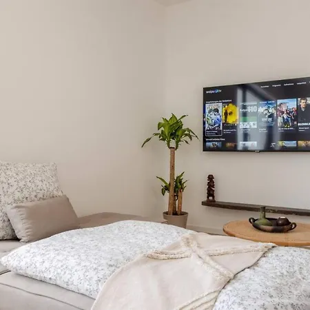 Apartment Bright I Sauna I Tv I Kitchen Gerolstein