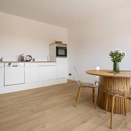 Bright I Sauna I Tv I Kitchen Apartment *